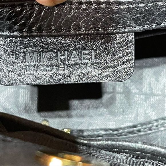 Michael Kors Hamilton Center Stripe East West Satchel Color Block Suede Lock Key - Picture 11 of 12